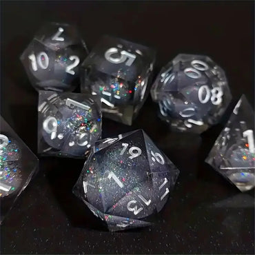 Resin Dice Set Black Liquid Core (DCPHRE4)